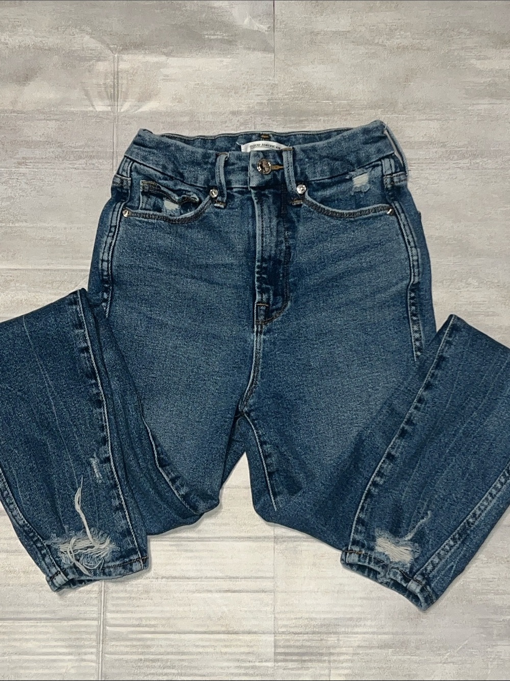 Good American Good Curvy Dark Wash High-Rise Skinny Jeans with Distressed Hem